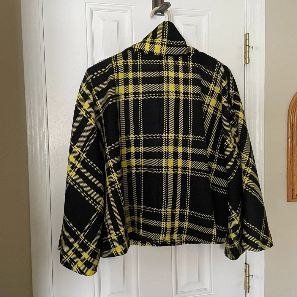 Black Rivet Women’s Cape Style Jacket - Picture 2 of 5